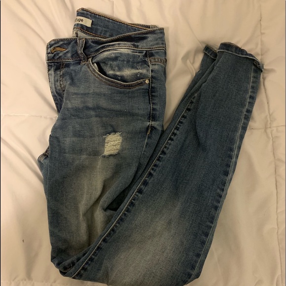 Charlotte Russe Distressed Denim Skinny Jeans - Picture 1 of 5
